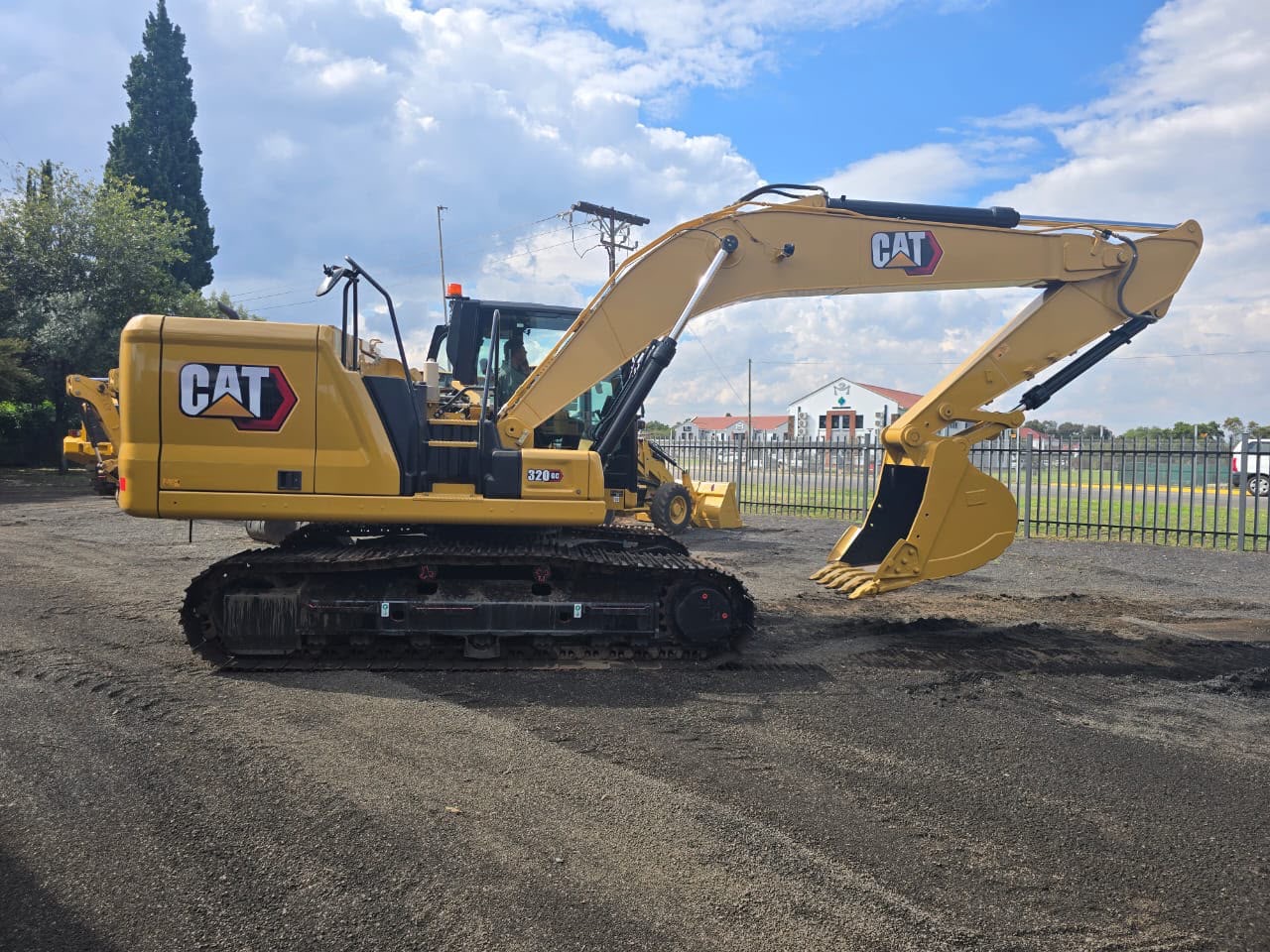 CAT excavator available from Che Lele Holdings